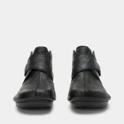 Caiti Night N Gale Boot -Shoes Shop CAT 8101 S5 3981b8cd 4e30 4dd2 b599 57cf7d9e3fbe