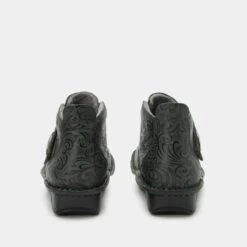 Caiti Pine Gale Boot -Shoes Shop CAT 8102 S3 ed3a3b1f 21f5 4f09 8d61 6d592e2f7098