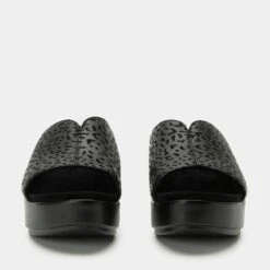 Triniti Not A Cheetah Sandal -Shoes Shop TRI 6127 S5 c9918848 1cb6 4a72 bbc7 66f08463a69d