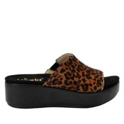 Triniti Safari Sandal -Shoes Shop TRI 7606 S2